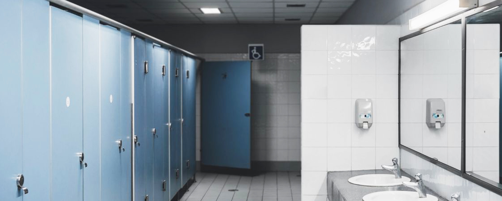 MCK Bersih 30 Kamar Mandi Air Bersih Sejuk